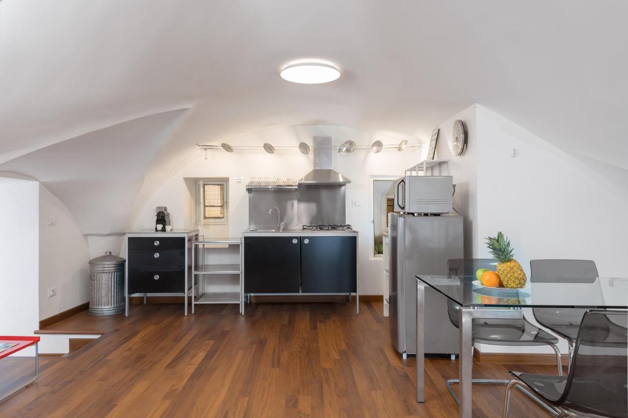 New! Amazing Piazza Navona View Apartment Rome Exterior photo