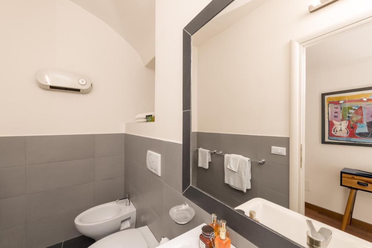 New! Amazing Piazza Navona View Apartment Rome Exterior photo
