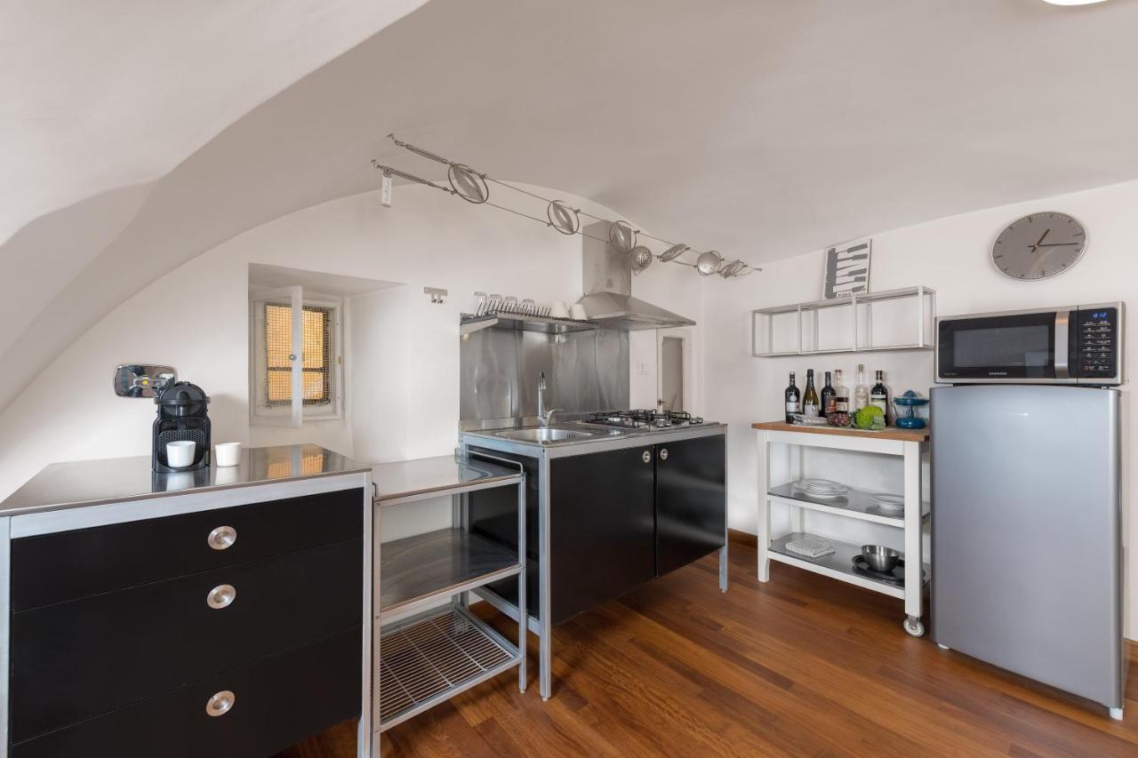New! Amazing Piazza Navona View Apartment Rome Exterior photo